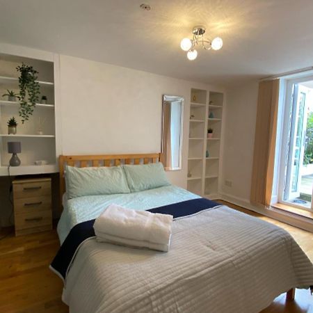 Spacious 2-Bed Flat With Garden, 3 Minutes Walk From Oval Tube Station Londra Esterno foto